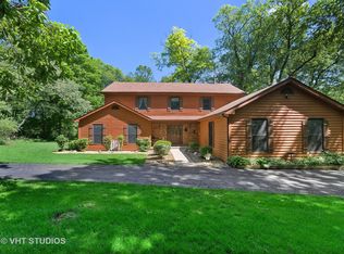 39W370 McDonald Rd, Elgin, IL 60124