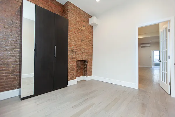 Rented by Voro NYC | media 17