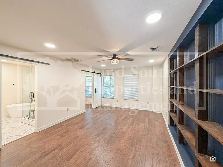 7935 Chase Rd — Photo 11