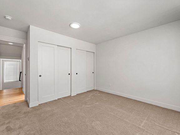 5th image of 2439 B NW 61st St