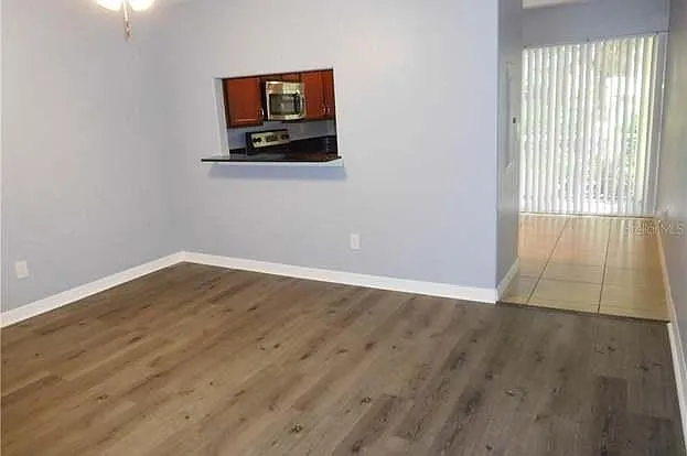 10951 Brickside Ct — Photo 7