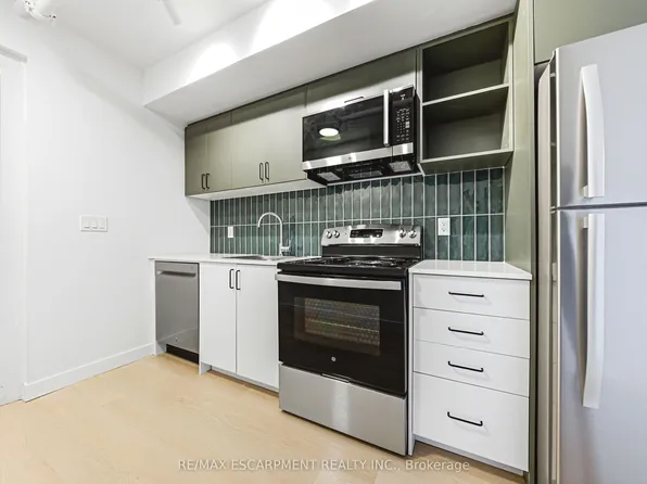 325 James St S, Hamilton, ON
