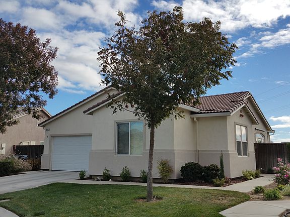 2nd image of 2996 La Vina Cir
