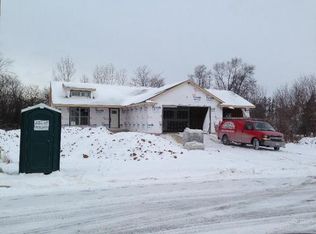 6780 Cascade Dr, Greenleaf, WI 54126