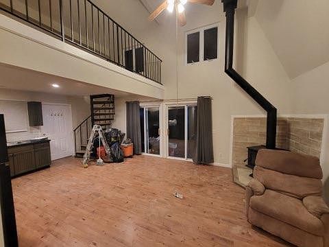2nd image of 1220 Dogwood Ln