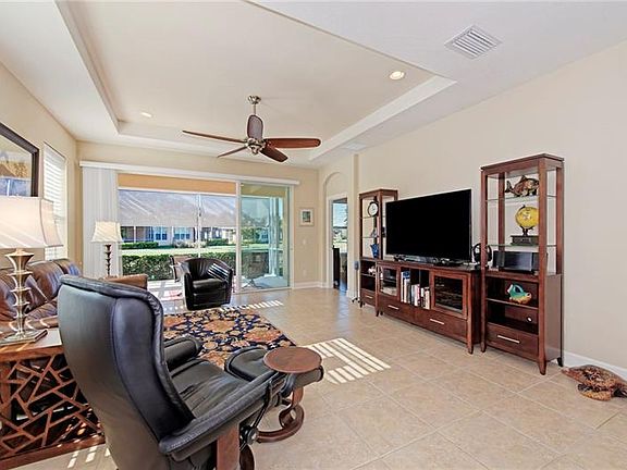 3rd image of 2521 Terracina Dr