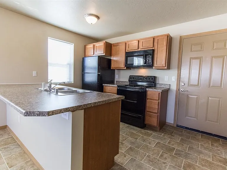 Tyson Vance Apartments — Photo 4