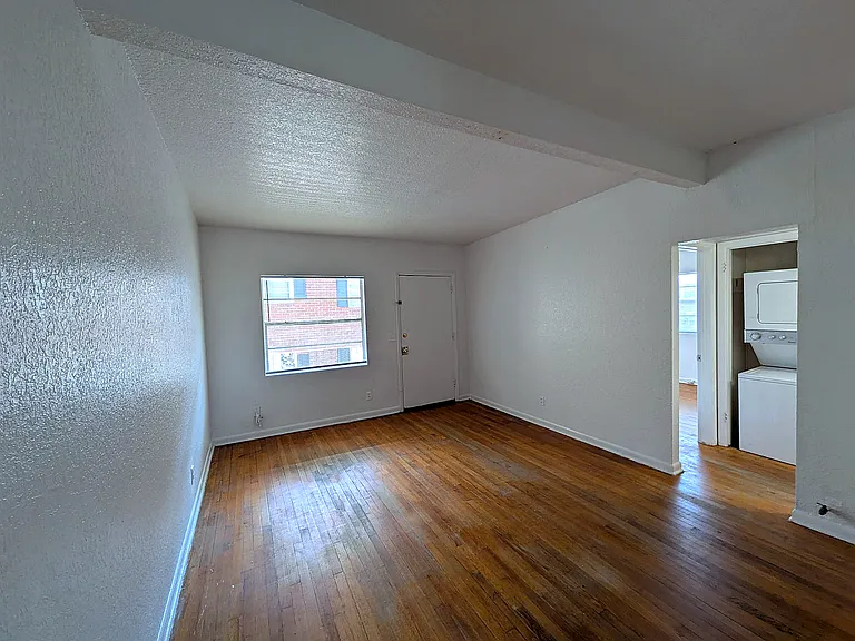2648 Dellwood Ave #3 — Photo 5