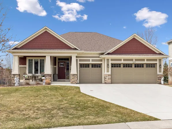 1372 Pleasant Lake Dr, Woodbury, MN 55129
