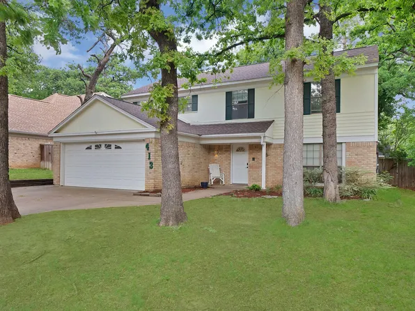 413 Wild Oak Ln, Euless, TX 76039