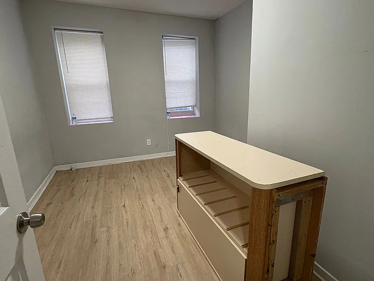 92 Carroll St #3 — Photo 7