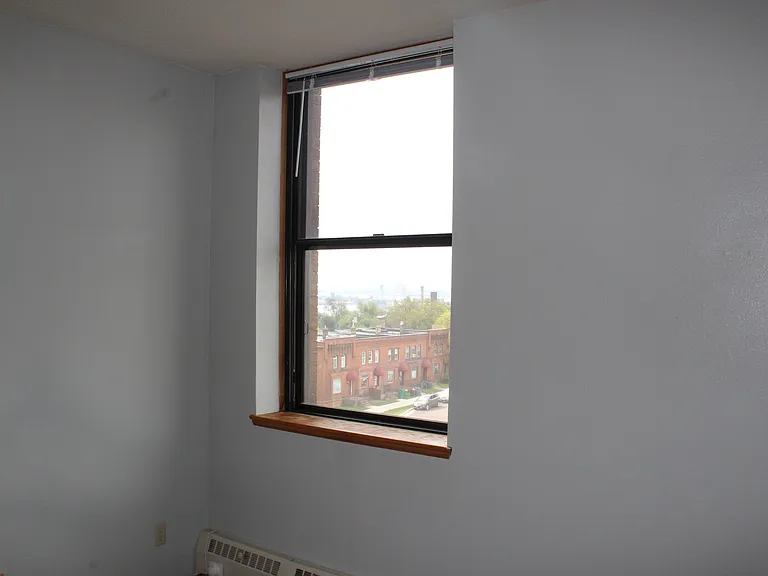 Jefferson Square Apartments — Photo 13