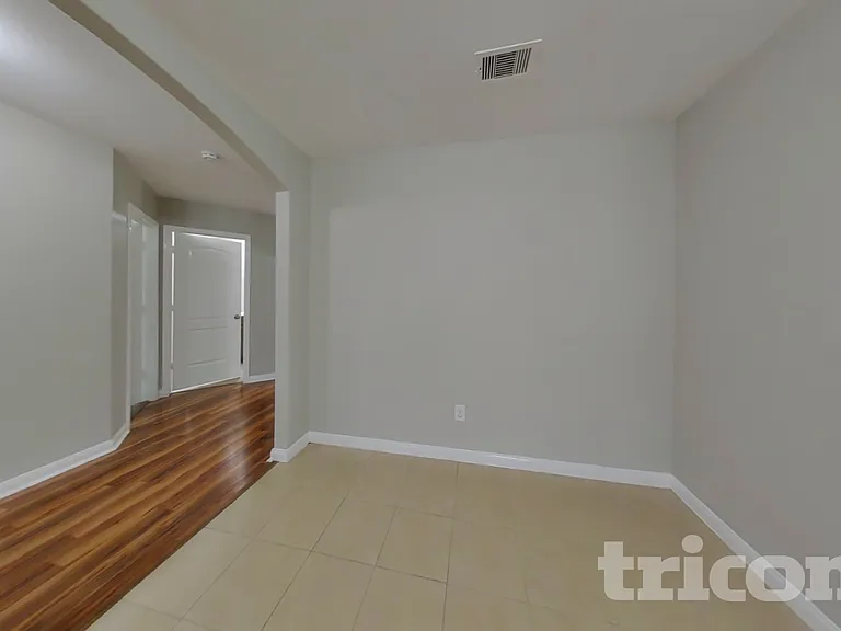 8902 Snapping Turtle Dr — Photo 4