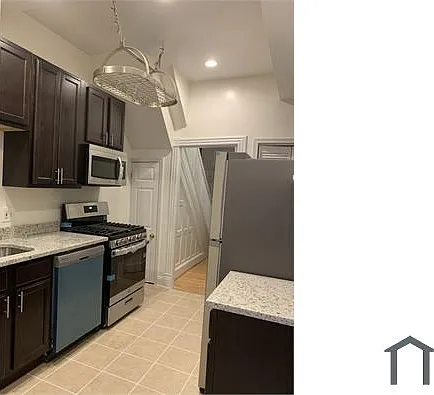 135 Adams St NW — Photo 14