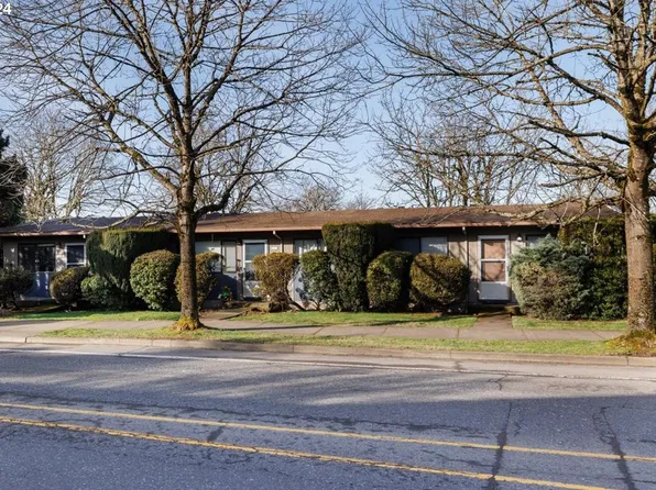 8707 SW Terwilliger Blvd, Portland, OR 97219