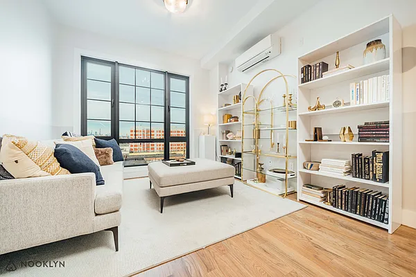 Rented by Nooklyn NYC LLC | media 108