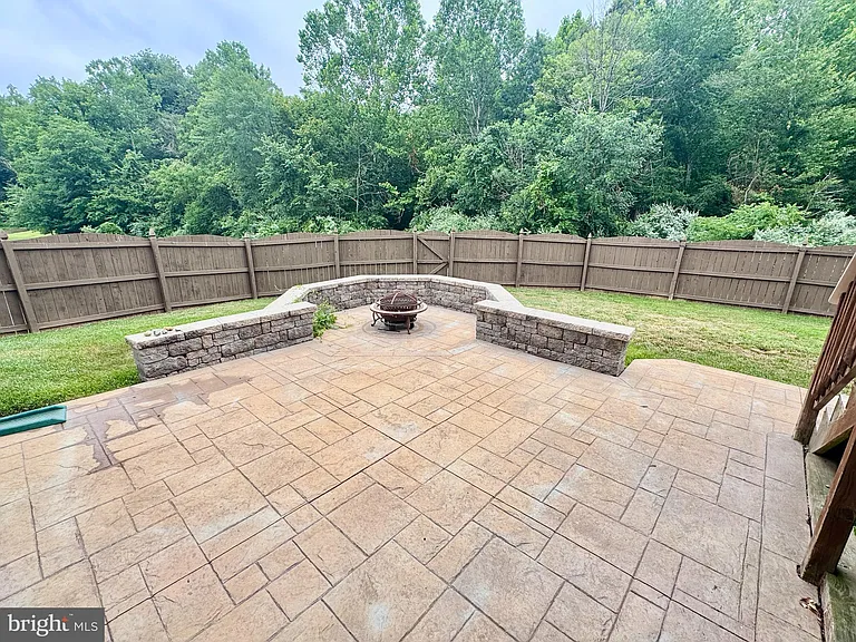 29 Webb Ct — Photo 38