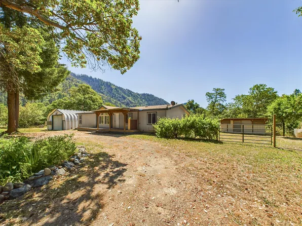 41315 State Highway 299 Rd, Willow Creek, CA 95573