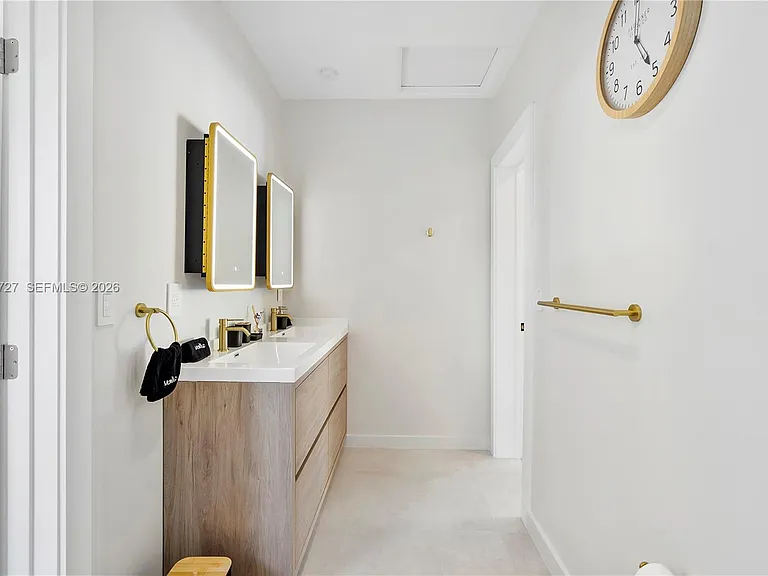 10801 Peachtree Dr — Photo 24