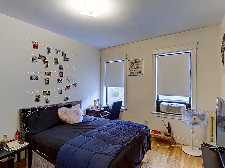 76 Quint Ave — Photo 5