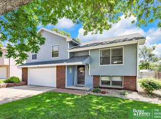 2417 N 112th St, Omaha, NE 68164