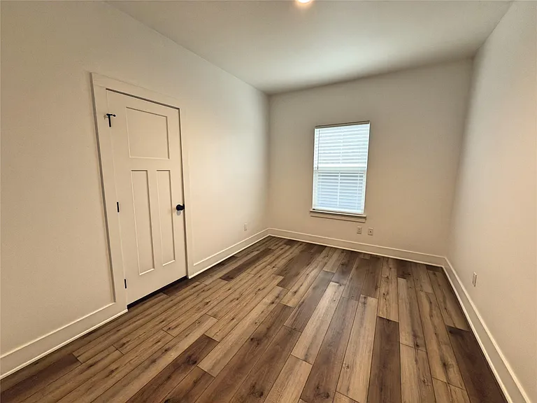 424 Stagecoach Trl — Photo 19