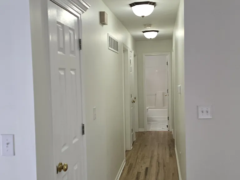 1220 NE Applewood St — Photo 10