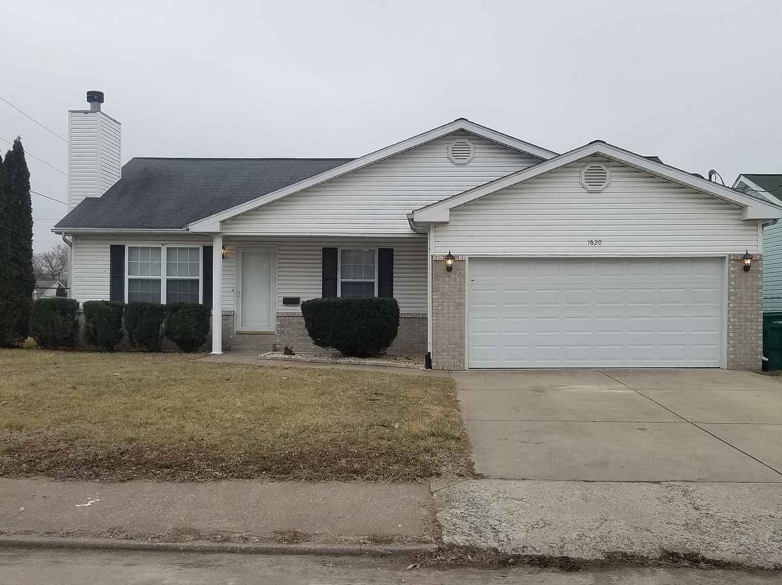 1620 Lawrence Ave, East Saint Louis, IL 62207 Zillow