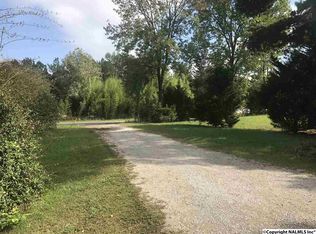 3977 Old Moulton Rd, Decatur, AL 35603