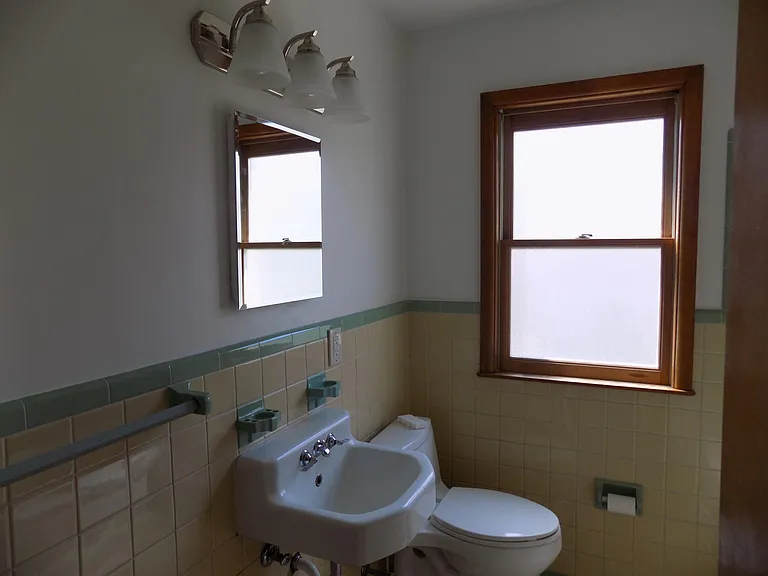 417 S 7th St #1 — Photo 7