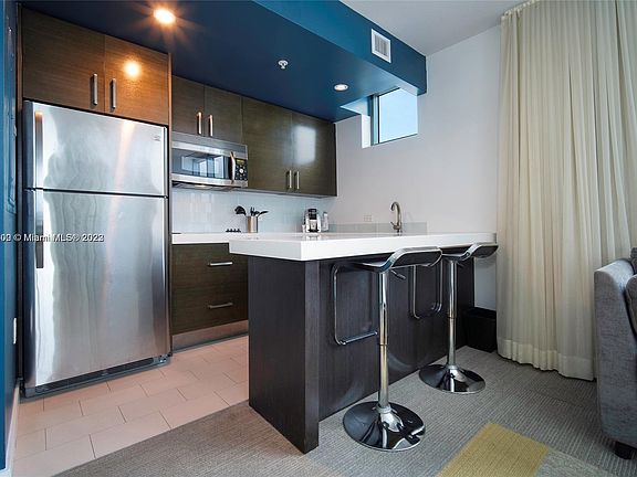 4th image of 17315 Collins Ave #2305