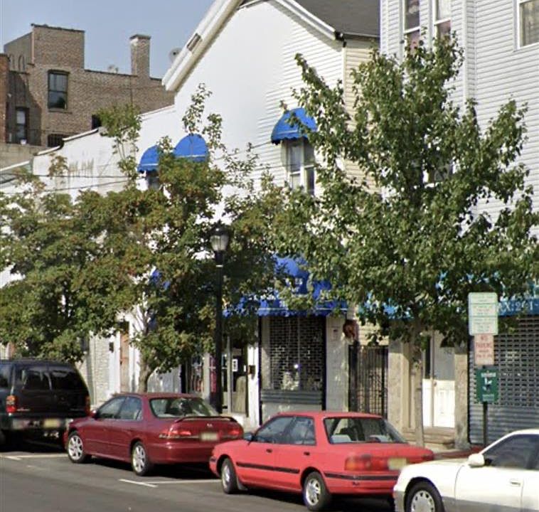 2nd image of 704 New York Ave