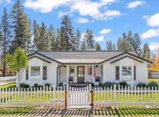305 W Washington Ave, Sisters, OR 97759