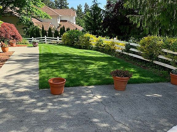 2nd image of 1857 Overview Dr NE