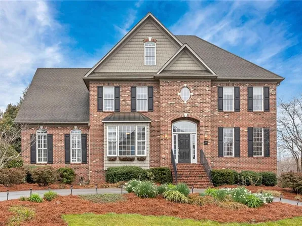 109 Windrush Rd, Winston Salem, NC 27106