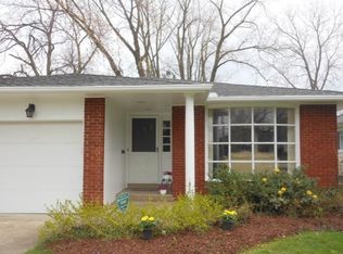 2663 S Green Rd, Beachwood, OH 44122