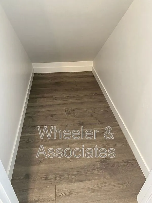 3 bed, 3.0 bath, 1555 sqft, $1,745 — Photo 3