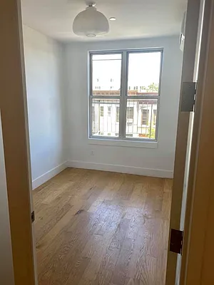 Rented by Lodger Corp | media 5