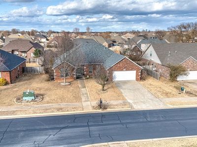 2204 SW Chinquapin Ave, Bentonville, AR, 72712