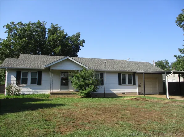 1248 E 3rd St, Cushing, OK 74023
