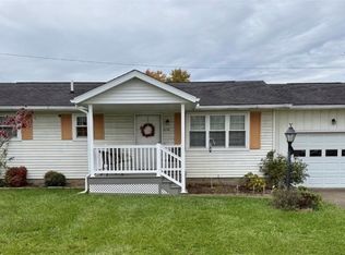 1078 Pfeifer Dr, Zanesville, OH 43701