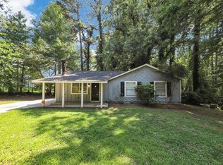 8427 N Pond Ct, Riverdale, GA 30274