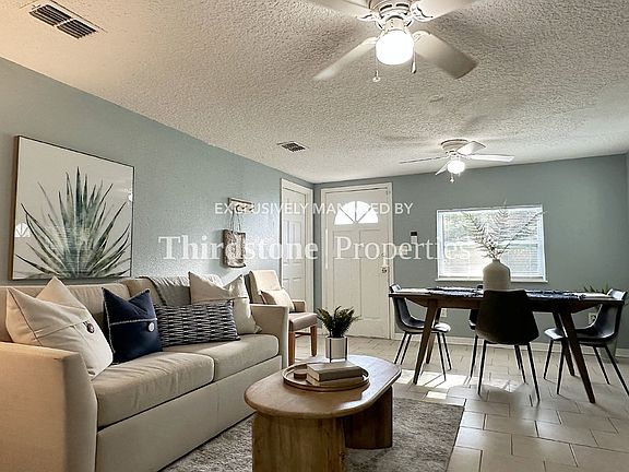 2nd image of 1228 Neva St
