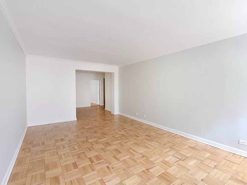 25 INDIAN RD New York NY | Zillow