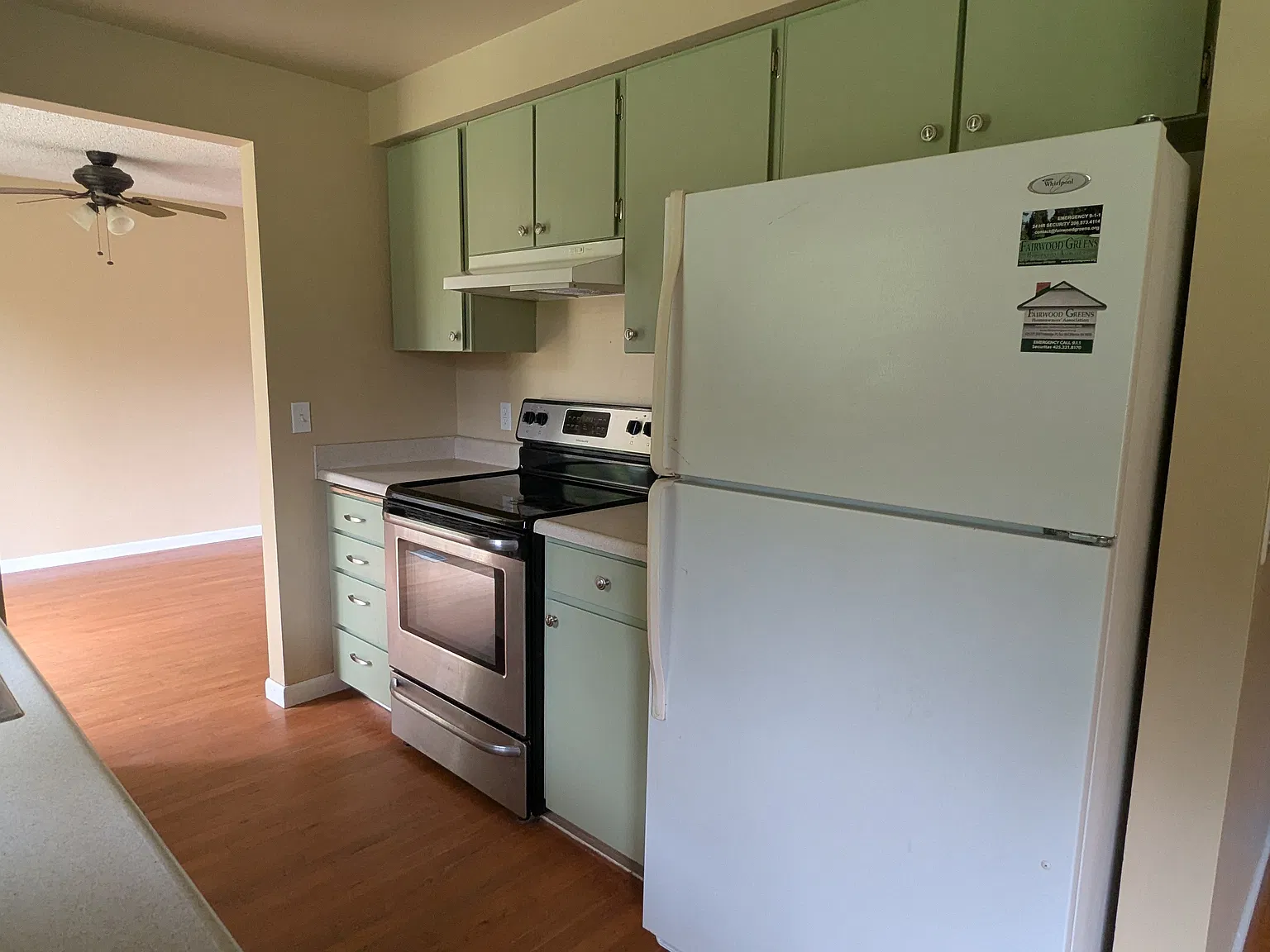 3 bed, 2.5 bath, 1560 sqft, $3,200 — Photo 4