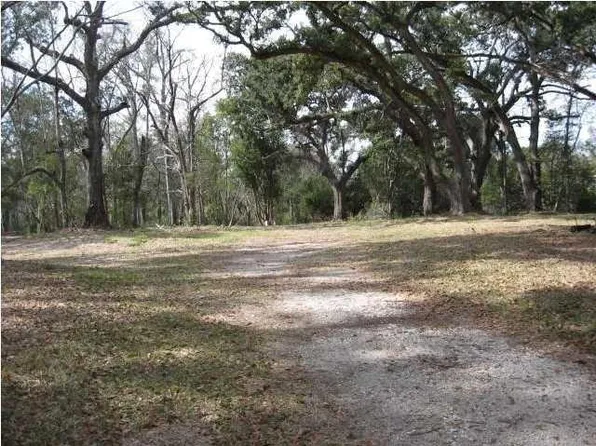 3825 Moffett Rd, Mobile, AL 36618