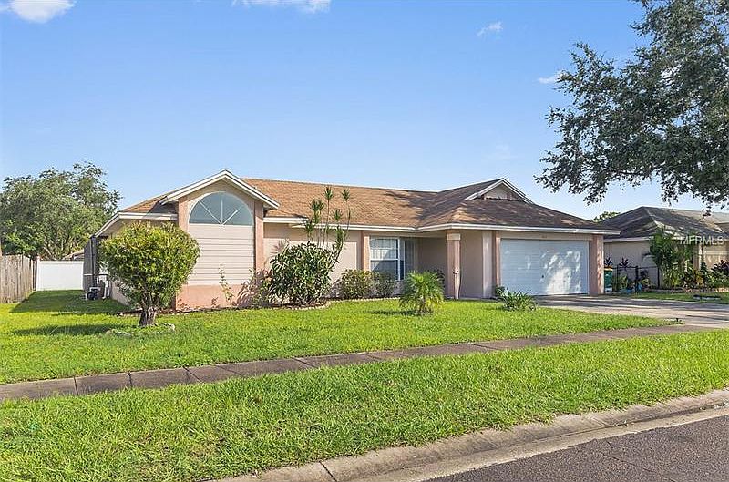 1st image of 407 Everwood Dr