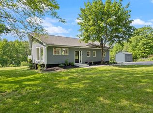 142 Hacker Rd, Brunswick, ME 04011