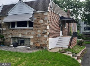 2019 Tomlinson Rd, Philadelphia, PA 19116