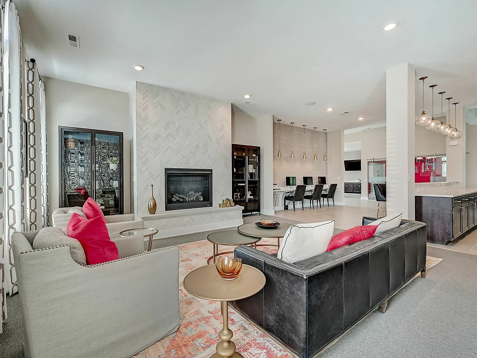 Madison House — Photo 1